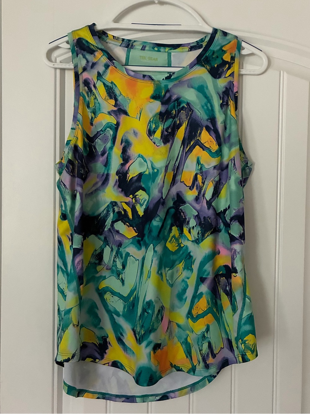 tek gear Multicolor Abstract Print Sleeveless Tank - Teal, Yellow, Purple